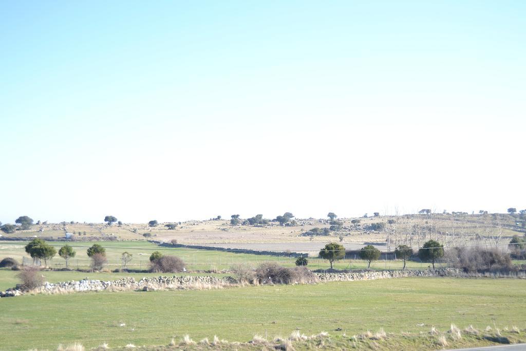Casa Rural El Dolmen Bernuy-Salinero Exteriör bild